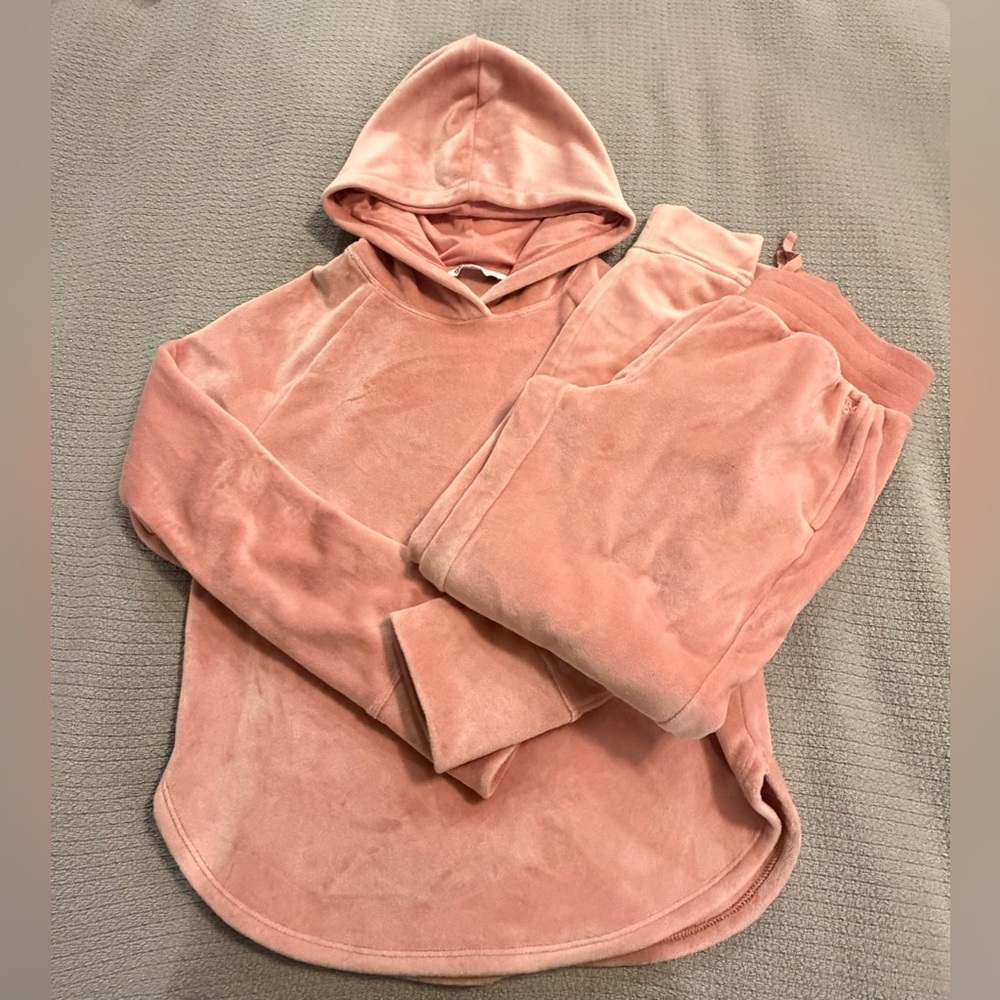 DSG Girls So Soft Velour Hoodie and Pant Set - Medium